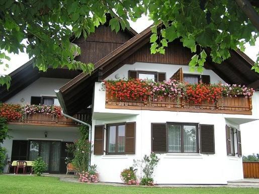 Pension Maria Wallner Bad Gams Buitenkant foto